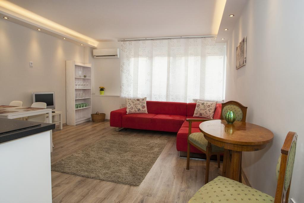Ilona 2 Bedrooms Apartment In The Center บูดาเปสต์ ภายนอก รูปภาพ